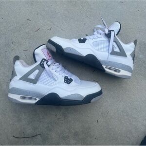 Cement Jordan 4’s